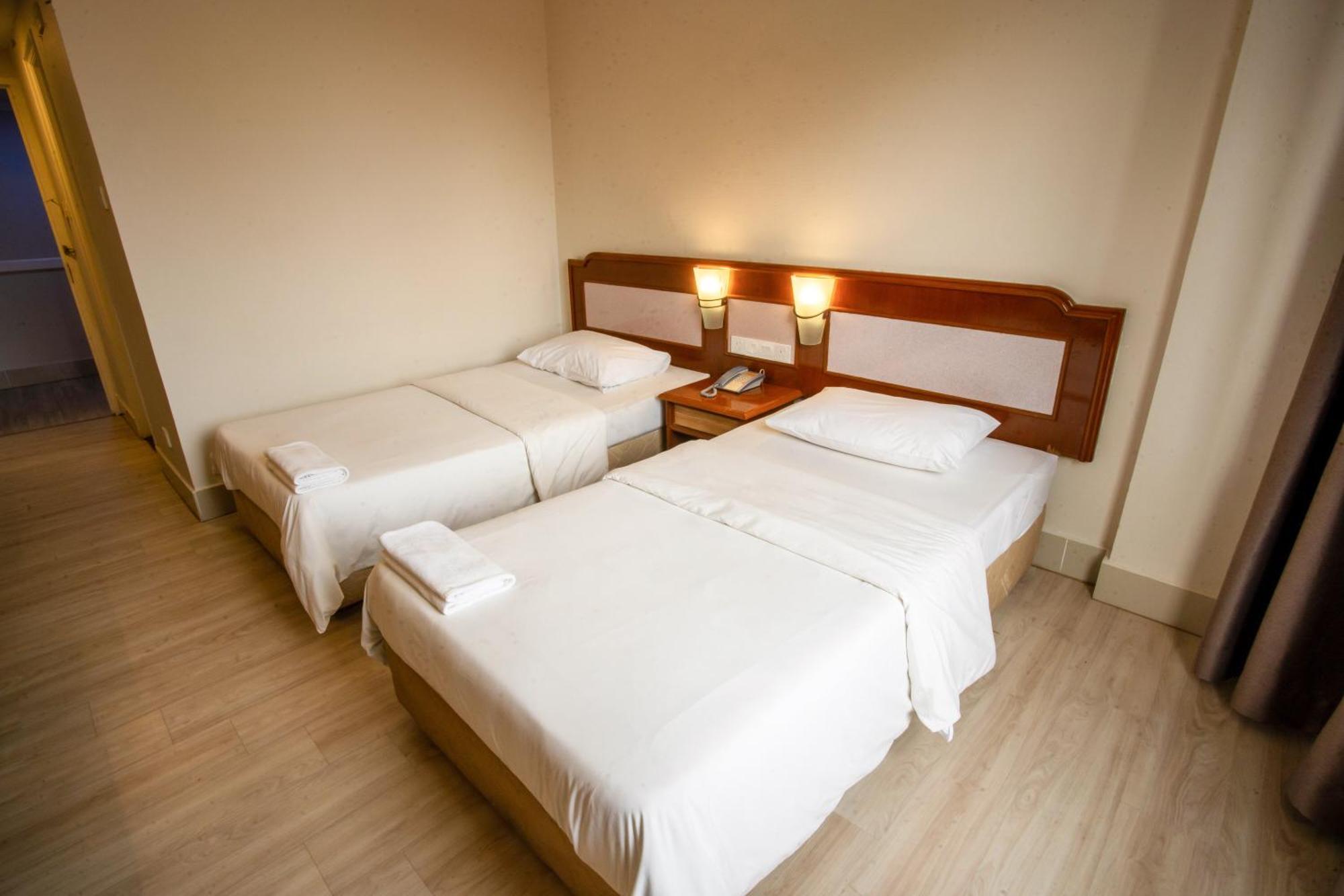 Somerset Hotel Miri Kültér fotó