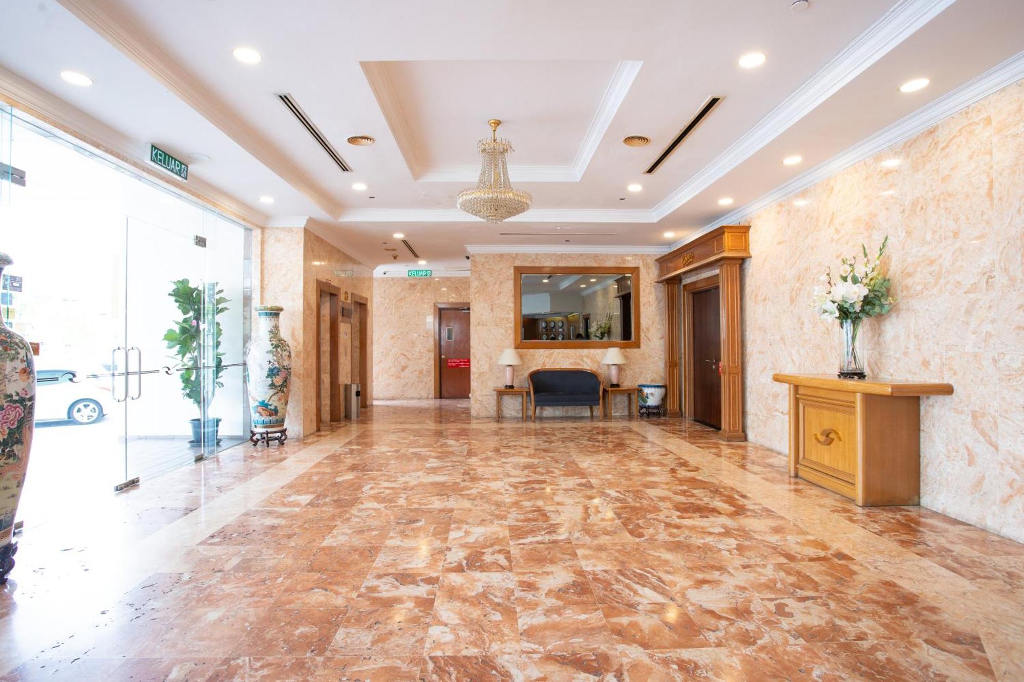 Somerset Hotel Miri Kültér fotó